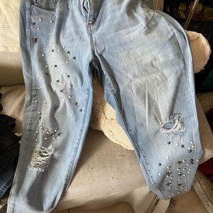Lane Bryant, distressed jeans